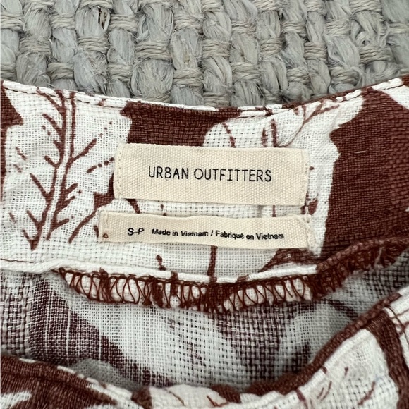 Urban Outfitters Tropical Print Pleated Wrap Skirt - Picture 5 of 6